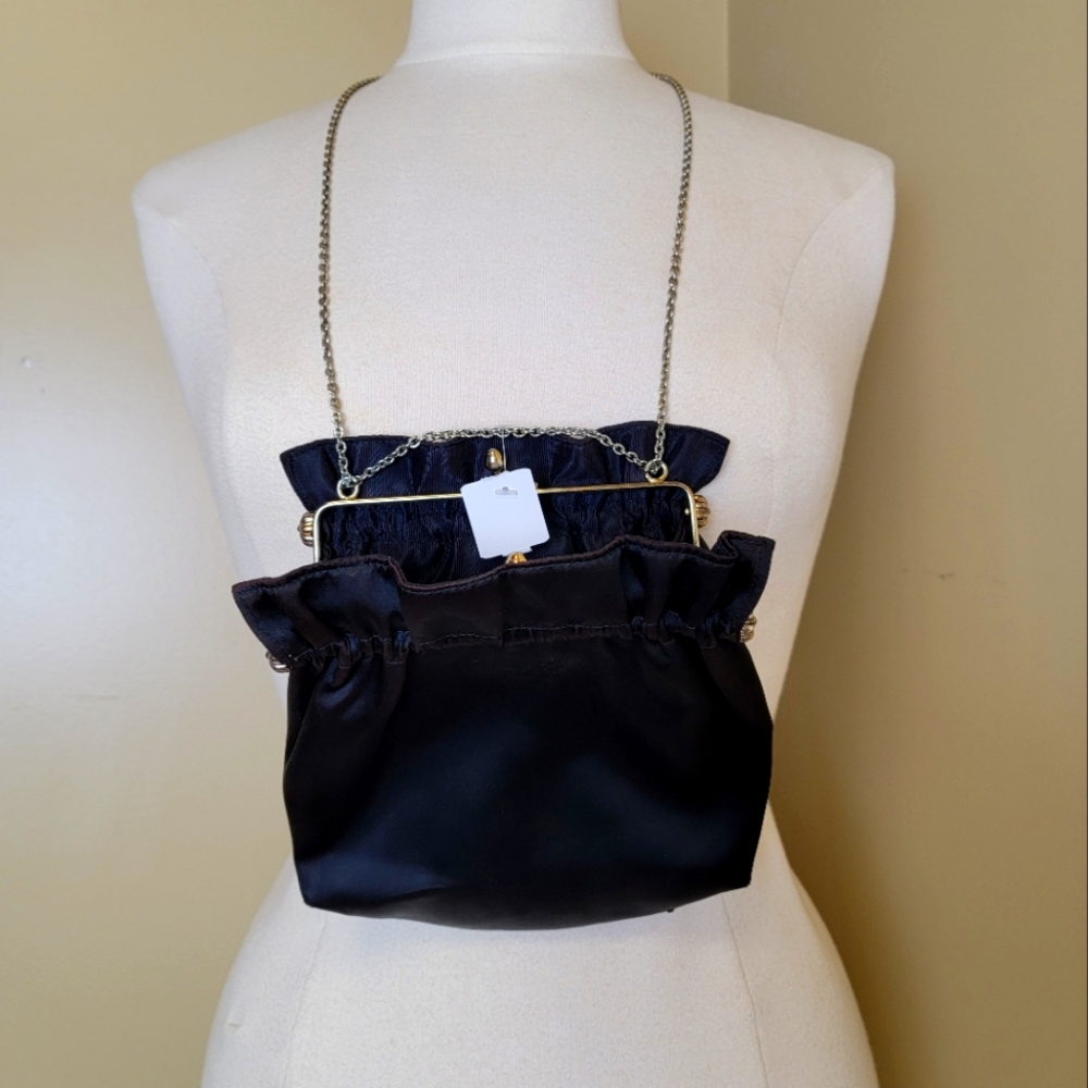 Vintage woman's chain purse bag, shoulder bag. From 1920s.